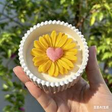 1/2pcs 3D Non-Transparent Heart-Shaped Chrysanthemum Wax Mold Silicone Mold, For DIY Chrysanthemum Fragrance Balm, Plaster, Diffuser Resin, Soap, Clay, Stone, Home Decor, Holiday Decorations, Chrysanthemum Silicone Mold