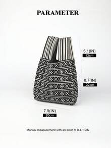 1 chiếc túi tote gấp gọn nhẹ, dung tích lớn, màu hồng, đựng được điện thoại, ô dù, mỹ phẩm, son môi, nước hoa, sách, iPad, quần áo. Thích hợp cho sinh hoạt hàng ngày, kỳ nghỉ, đi làm, mua sắm, chụp ảnh, du lịch, cắm trại, leo núi, đi học, nghỉ lễ. Dành cho nữ sinh/phụ nữ, mọi mùa. - Đen và trắng - Xem 3