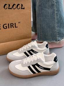 Zapatillas deportivas planas casuales para mujer 2026 - Blanco y Negro - Ver 3