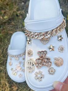 Conjunto de 24 enfeites de jardim DIY com laço de urso dourado com strass, fivela de corrente de cristal dourada, flores removíveis para sapatos, ideais para sandálias, sapatos vazados, presentes de Natal e para todas as estações. - Ouro - Ver 6