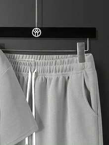 Setelan Kaos dan Celana Pendek Lengan Pendek Leher Bulat Warna Polos Bermotif, Menyerap Keringat, dan Bernapas untuk Remaja di Musim Panas - Light Grey - View 4
