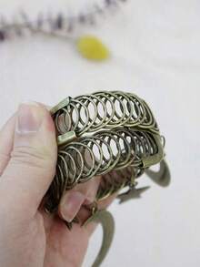 1pc Of Retro Star And Moon Metal Curtain Clip - Ramadan Gift, Suitable For Home Decoration Gifts In Living Rooms, Bedrooms, And Study Rooms. Birthday Graduation, Rama Comfortable Home, Holiday Party Gifts, Home Gifts, High-End Hotel Supplies, B&B Decorations, Ramadan Special Gifts, Women/Girls/Girlfriends Gifts - Multicolor - View 10