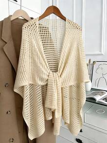 Áo choàng ngắn đa năng màu trơn khoét lỗ dành cho nữ cỡ lớn, áo khoác cardigan móc nhẹ dành cho nữ, kiểu dáng mở phía trước mùa hè, khăn choàng dệt kim cỡ lớn dành cho nữ, thiết kế khoét lỗ thoáng khí, trang phục thường ngày mùa xuân dành cho nữ. - Màu be - Xem 8