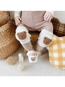 柔软棉质婴儿护膝，毛绒小熊图案，轻便有弹性 - 彩色 - 查看 1