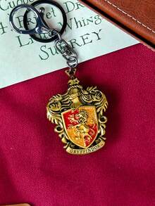 Harry Potter 1个复古霍格沃茨魔法世界四大学院钥匙扣，复古哈利波特格兰芬多、斯莱特林、赫奇帕奇、拉文克劳学院钥匙圈，适用于包包、手机壳装饰，粉丝配件钥匙扣，返校礼物 - 彩色 - 查看 6