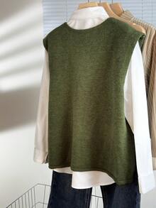 Chaleco sin mangas de punto verde oliva con cuello en V de Wixra, informal y de una sola hilera para usar en capas - Verde Oliva - Ver 7