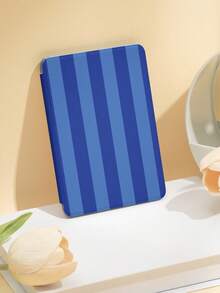 1pc Blue Plaid Pattern E-Book Protective Case, Compatible With Kindle Paperwhite 5, IPad (A16) 11 Inch 11th Gen 2025, IPad 10.2 Inch 10th Gen, Auto Wake/Sleep Function, Slim & Lightweight, Perfect Fit To Protect Your Tablet/E-Reader - Multicolor - View 2