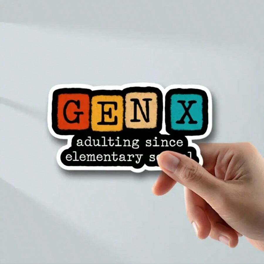 1 张 X 世代贴纸，3 英寸“从小学就开始长大成人”贴纸，趣味复古语录，防水乙烯基材质，适用于笔记本电脑、汽车、水瓶等，充满 80、90 年代怀旧幽默，男女皆宜/“X 世代女性礼物”/送给妈妈的趣味贴纸，送给爸爸的讽刺贴纸，送给同事的礼物 - 3*1.61英寸 - 查看 1