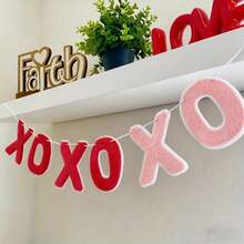 XO XO XO Felt Pink & Red Banner Valentine's Day Decorative Wreath Pink Heart Wreath Colorful Flag Banner Wedding Engagement Photo Prop Valentine's Day Hanging Ornament Home Decor - 紅色 - 查看 3