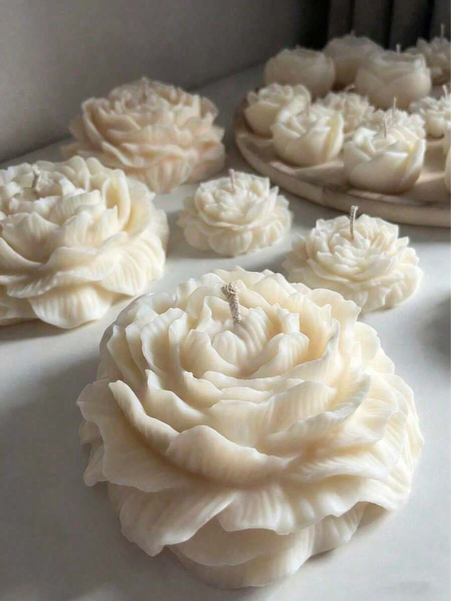 1支高级牡丹香氛蜡烛，采用天然大豆蜡基底和优质精油制成，手工浇注棉芯，可燃烧4-8小时，清洁无污染。适用于母亲节、情人节、婚礼、圣诞节、新年等庆祝活动。逼真的牡丹花造型，可用于客厅装饰、卧室香氛、节日礼物、派对氛围营造，带来舒缓的花香。 - 彩色 - 查看 1