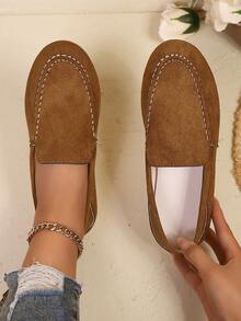 Giày lười đế bằng thoải mái, kiểu dáng cổ điển, cỡ lớn, đa năng cho đi làm hàng ngày, đi nghỉ mát, nhẹ, thoáng khí, màu trơn, phối họa tiết trang trí, chất liệu nhung, mũi tròn, giày nữ thường ngày. - màu nâu - Xem 2