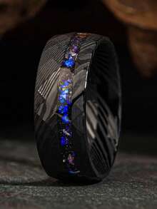 复古风 8 毫米不锈钢格纹黑色戒指，时尚订婚结婚首饰配饰，适合日常宴会、派对、节日、生日、周年纪念等场合佩戴。 - 金色 - 查看 4