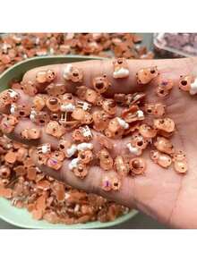 101件套[100只混合仓鼠+1个迷你行李箱]可爱迷你卡通仓鼠吊坠，手工树脂工艺品，适用于DIY手工、手机壳、发饰、耳环、钥匙扣等。 - 有趣的卡通动物挂件，无需电池。可爱的迷你动物食物瓶惊喜 - 复活节、情人节和其他派对的完美礼物！多种颜色和款式可选，是送礼、家居装饰和节日庆祝活动的理想之选，可放入礼品袋中。 - 彩色 - 查看 6