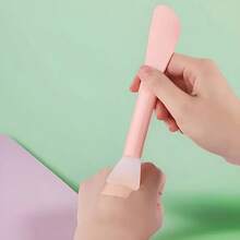 Soft Silicone Dual-Headed Face Mask Brush And Spatula - Low Irritation, Easy To Clean Beauty Tool, Suitable For Makeup, Soft Texture, Fragrance-Free, Face Applicator