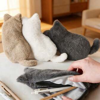 Estuche de lápices de peluche de gato lindo, de gran capacidad, muy atractivo, bolsa de almacenamiento de artículos de papelería creativos, regalo, estuche de lápices de muñeca