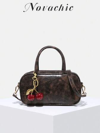 1 pieza Nuevo bolso de hombro de mujer con textura vintage de moda de otoño Novachic, con decoración de colgante de cereza, bolso cuadrado de estilo retro, adecuado para múltiples ocasiones