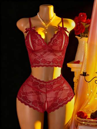 情人节惊喜礼物 新款蕾丝性感内衣套装 开裆设计 诱惑撩人 女士性感内衣