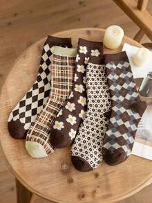 5 Pairs Retro Style Coffee Color Socks, Comfortable Breathable Mid-Calf Socks, Soft & Durable Socks, Suitable For Couples, Students, Occasions Like Valentine's Day, Parties, Outings, All Seasons - Multicolor - View 1