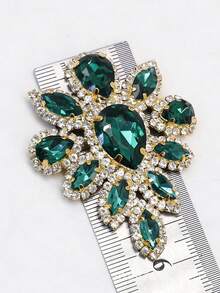 A 45*59mm Golden Crystal AB Glass Rhinestone Applique, Sewn Onto A Flat-Back Claw And Set With Diamonds. Suitable For Use In Wedding Dresses, Shoes, And Crafts. - Gold AB Stones - View 7