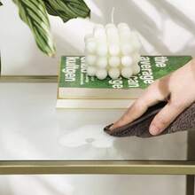 VASAGLE Mesa de Consola, Mesa de Entrada, Extremo del Sofá, Tablero de Vidrio Templado, Marco de Metal, Resistente, Patas Ajustables, para Salón, Entrada, Pasillo, Dorado y Transparente MLGT26G - Oro - Ver 1