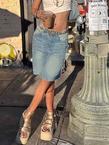 Fashionable Vintage Distressed Blue Women's Denim Shorts, Loose Straight Leg Casual Denim Wide Leg Bermuda Shorts, Summer/Autumn - Blue - View 5