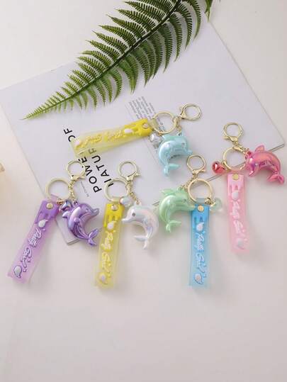 1个新款亚克力透明水晶海豚钥匙扣吊坠可爱鲸鱼摆件游乐场小饰品