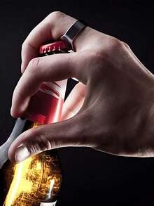 1pc Bottle Cap Opener Ring For Beer, Portable And Personalized Bar And Soda Opener, Popular Among Netizens,Stainless Steel Ring Bottle Openers, Cool Finger Beer Opener Rings For Men & Women - Perfect Party Gift,Portable, Durable & Easy-To-Use For Beer And Soft Drink Caps, Perfect For Grilling, Outdoor Cooking & Everyday Use, Beer Accessories,Portable Beverage Opening Tool - Durable And Easy To Use - Multicolor - View 5