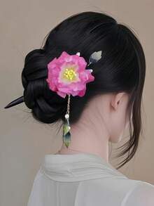 18厘米优雅蓝色丝绒花朵装饰发夹，经久耐用，时尚美观，适合精致女士和女孩作为日常发饰，也可作头饰或U型大发夹固定侧发，是送给女士、女教师或情人节的理想礼物，也可用于盘发、发型设计等。 - 彩色 - 查看 9