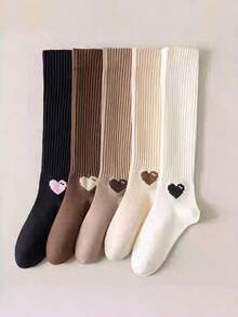 1 par de calcetines de mujer con patrón de corazón, de unicolor, estilo japonés simple con rayas verticales de compresión para las piernas, entrega de color aleatorio, otoño/invierno