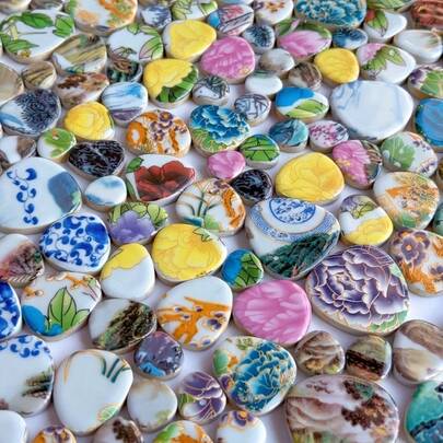 100g/200g Egg-Shaped Floral Mosaic Materials, High-Temperature Fired Fade-Resistant Mosaic Tiles, Mixed Colors And Sizes, Suitable For Wall, Tabletop, Stairs, Fireplace Decor, Handcraft Art Inlay Landscape Materials