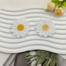 10 Stücke wasserlösliche bestickte zarte Gänseblümchen, gestrickte einzigartige kleine Blumen Deko, geeignet für Kleidung/Haarclips/Stirnbänder/Hüte/Schuhe/Taschenzubehör - Gelb - Übersicht 8