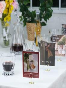 1-20pcs Mini Gold Metal Wire Table Number Holders, Elegant Curly Design, Suitable For Holiday And Party Supplies, Cute Curly Shape With Safety Clips, Can Be Used To Hold Place Cards, Menus And Photos, Perfect For Valentine's Day Dinner - Gold - View 3