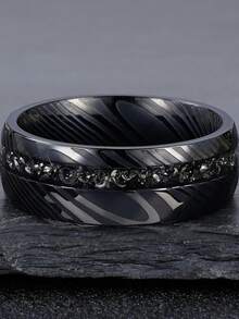 复古风 8 毫米不锈钢格纹黑色戒指，时尚订婚结婚首饰配饰，适合日常宴会、派对、节日、生日、周年纪念等场合佩戴。 - 金色 - 查看 11