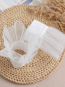 1 Pair Women's White Mesh Ruffle Trim Minimalist Style Cuff Socks, Suitable For Daily Commute