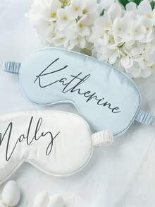 3件套个性化姓名眼罩套装,包含发圈和收纳袋,是伴娘和新娘派对的理想之选,也非常适合作为定制婚礼回礼,奢华缎面睡眠眼罩和发圈礼盒套装 - 彩色 - 查看 8