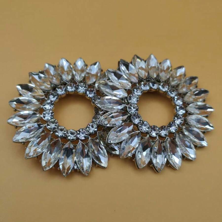 2个装女士时尚多功能水钻鞋夹 | 方形金属鞋花扣 - 闪亮水晶装饰，适用于高跟鞋、包包和衣服 | 多功能圆形水钻鞋/包夹 - 銀色 - 查看 1