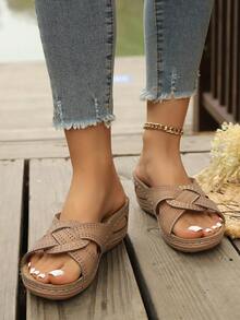 Women's Retro Rhinestone Wedge Sandals, Casual Beach Peep-Toe Slippers, High-End Elegant Comfortable Ladies Summer Sandals, Women's Party Flip Flops - Brown - View 4