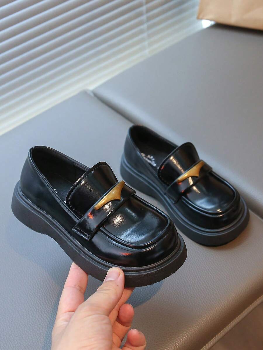 1 Pair Girls' Casual Slip-On Leather Shoes, Minimalist & Fashionable - Black - View 1