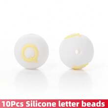 10/26颗白色底黄色字母圆形硅胶字母珠 - DIY个性化珠宝制作套装，工艺用品，适用于制作姓名手链、钥匙扣、吊坠、证件挂绳和珍珠笔