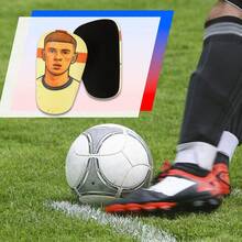 1双迷你足球训练护腿板，比赛训练护垫 - 可重复使用，穿着舒适，经久耐用 - 彩色 - 查看 2