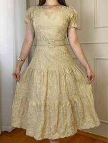 Women's 3-Marias Midi Dress In Elegant Cotton Lace With Belt And Ruffled Hem - Casual Fashion - For Dating Or Weddings - 米色 - 查看 9