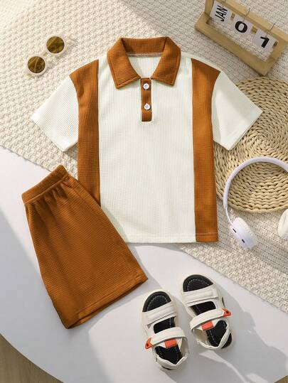Boys' Colorblock Polo Collar Waffle Fabric Short Sleeve Top And Shorts Set, Fashionable And Casual For Daily Wear And School