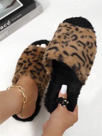 Dammode djurtryck plysch fluffiga hustofflor, inomhusgolvbeläggningsstrumpor, varma lätta sovrumstofflor för vintern