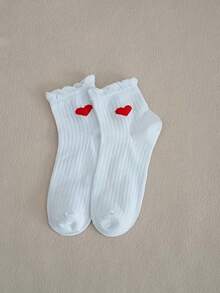 4双装女士可爱红白短袜，心形图案，条纹质感，弹性袜口，可机洗，日常穿着的可爱袜子 - 彩色 - 查看 6