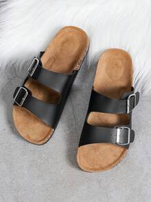 宽楦男士夏季凉鞋，男女皆宜的户外休闲鞋，采用金属双扣设计，提供多种尺码选择。时尚设计，配有可调节绑带，穿着舒适。这款时尚沙滩拖鞋采用优质复古纯色面料，方便穿脱。 - 黑色 - 查看 5