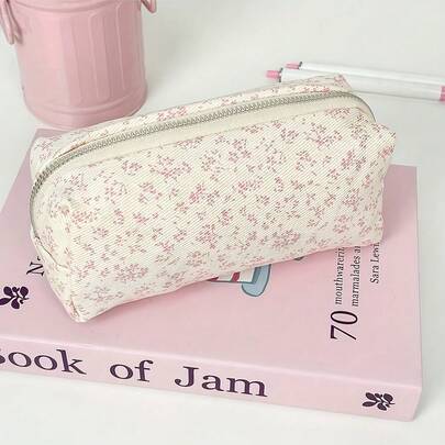 2026 New Compact Floral Print Pencil Case In Delicate Pink, Fashionable And Distinctive, Essential For Students, Great For Organizing Desk Stationery, Resembles Natural Linen Exterior, Also Suitable As A Cosmetic Bag, An Ideal Choice For Back-To-School Season