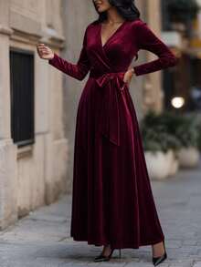 女士纯色圣诞优雅复古派对系带蝴蝶结丝绒连衣裙，秋冬季，适合节日、婚礼、正式晚宴、约会、生日派对、花园派对、拍照、情人节、新年等场合。 - 酒紅色 - 查看 5