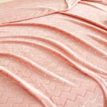 1pc Flannel (Polyester Fiber) V-Shaped Metallic Yarn Printed Fleece Blanket, Modern Solid Color Minimalist Style Suitable For Warm Travel, Office, Home Decor - Watermelon Pink - View 7