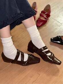 女士时尚方头优雅搭扣高跟鞋，黑色、红色、深棕色可选，粗跟设计 - 深棕色 - 查看 4