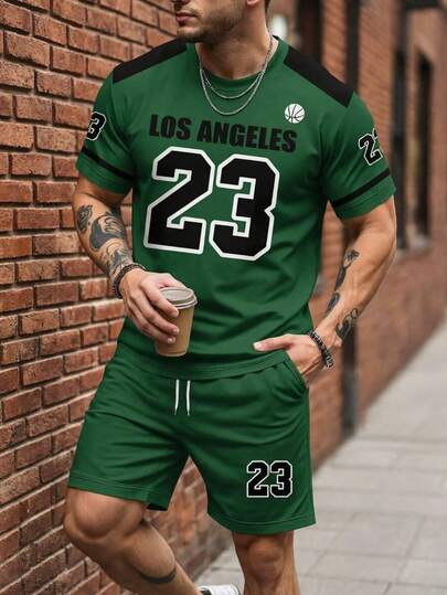 Bộ áo thun ngắn tay và quần short nam phối màu tương phản, in số.